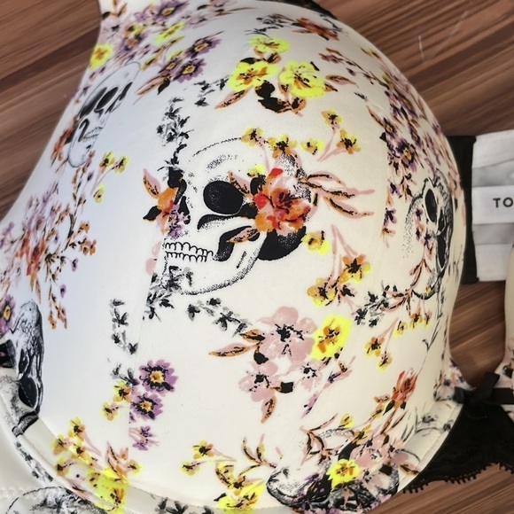 TORRID Curve NWOT Skull Bra Size 40DD - Picture 2 of 9